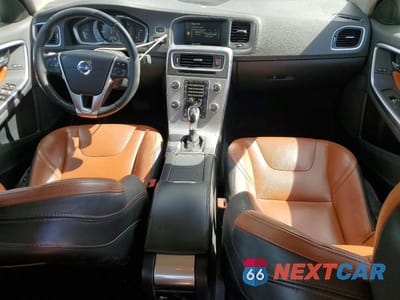Zdjęcie 8 z 12 samochodu: 2017 VOLVO S60 PLATINUM VIN:LYV402HM3HB143706 - miniatura