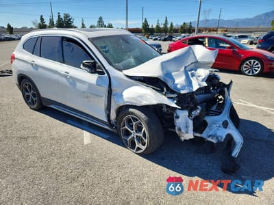 Czwarte zdjęcie samochodu z boku: 2016 BMW X1 XDRIVE28I VIN:WBXHT3C33G5E55946 - miniatura