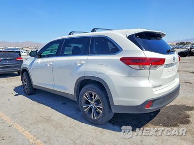 Drugie zdjęcie samochodu z przodu: 2019 TOYOTA HIGHLANDER LE PLUS VIN:5TDZZRFH5KS349010 - miniatura