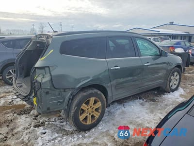 Trzecie zdjęcie samochodu z tyłu: 2011 CHEVROLET TRAVERSE LT VIN:1GNKRGED2BJ157889 - miniatura