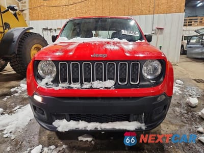 Piąte zdjęcie samochodu w środku: 2017 JEEP RENEGADE SPORT VIN:ZACCJAAB3HPE51090 - miniatura