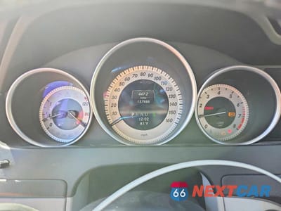 Zdjęcie 9 z 12 samochodu: 2013 MERCEDES-BENZ C 250 VIN:WDDGF4HBXDR264389 - miniatura