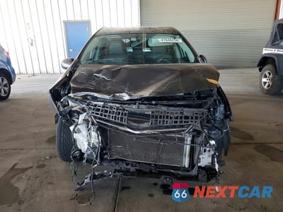 Piąte zdjęcie samochodu w środku: 2013 TOYOTA PRIUS V FIVE VIN:JTDZN3EU2D3261138 - miniatura