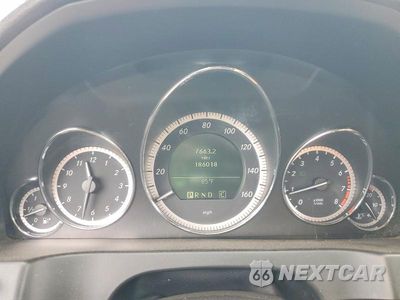 Zdjęcie 9 z 11 samochodu: 2010 MERCEDES-BENZ E 550 VIN:WDDKJ7CB1AF004767 - miniatura