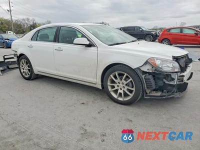 Czwarte zdjęcie samochodu z boku: 2010 CHEVROLET MALIBU LTZ VIN:1G1ZE5E01AF135932 - miniatura