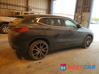 Trzecie zdjęcie samochodu z tyłu: 2018 BMW X2 SDRIVE28I VIN:WBXYJ3C34JEJ82378 - miniatura