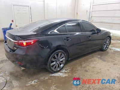 Trzecie zdjęcie samochodu z tyłu: 2018 MAZDA 6 TOURING VIN:JM1GL1VM0J1335312 - miniatura