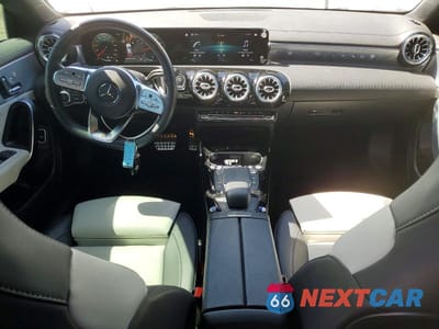 Zdjęcie 8 z 11 samochodu: 2021 MERCEDES BENZ CLA 45 AMG VIN:W1K5J5DBXMN131401 - miniatura