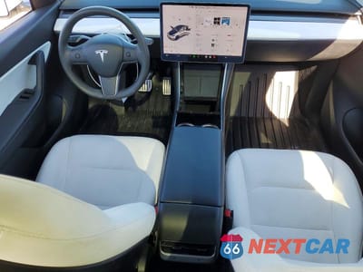 Zdjęcie 8 z 11 samochodu: 2020 TESLA MODEL Y VIN:5YJYGDEF3LF019859 - miniatura