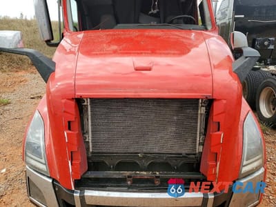 Zdjęcie 7 z 10 samochodu: 2024 VOLVO VN VNL VIN:4V4NC9EH0RN623865 - miniatura