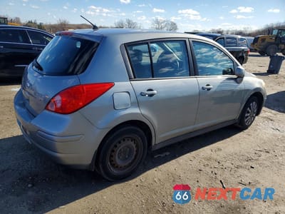Trzecie zdjęcie samochodu z tyłu: 2010 NISSAN VERSA 1.8 S VIN:3N1BC1CPXAL412707 - miniatura