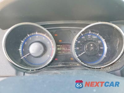 Zdjęcie 9 z 12 samochodu: 2011 HYUNDAI SONATA GLS VIN:5NPEB4AC3BH041888 - miniatura