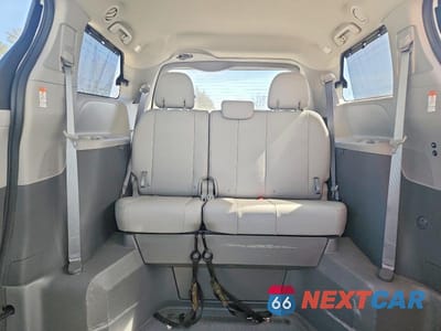 Zdjęcie 10 z 12 samochodu: 2020 TOYOTA SIENNA XLE 8-PASSENGER VIN:5TDYZ3DC3LS038211 - miniatura