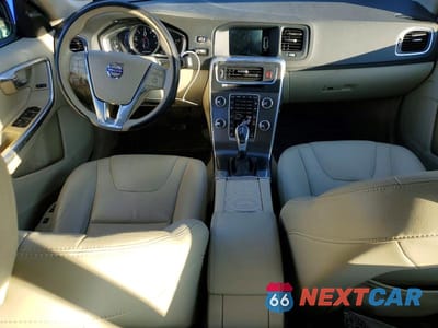 Zdjęcie 8 z 12 samochodu: 2016 VOLVO S60 PREMIER VIN:YV1612TK7G2398591 - miniatura