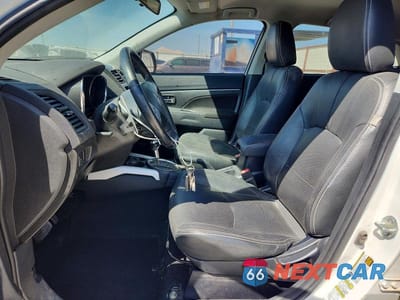 Zdjęcie 7 z 13 samochodu: 2012 MITSUBISHI OUTLANDER SPORT SE VIN:JA4AP4AU3CZ009570 - miniatura