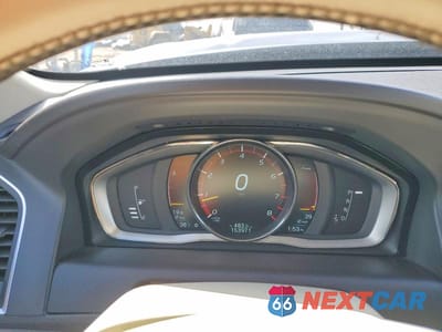 Zdjęcie 9 z 13 samochodu: 2015 VOLVO XC60 T5 PREMIER VIN:YV4612RK2F2729277 - miniatura
