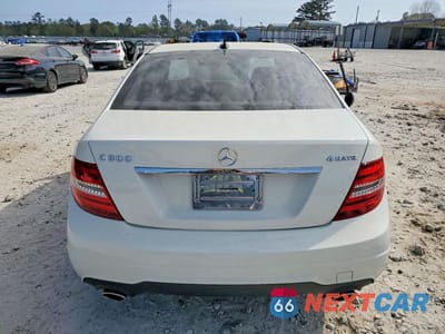 Zdjęcie 6 z 12 samochodu: 2012 MERCEDES-BENZ C 300 4MATIC VIN:WDDGF8BB7CR200647 - miniatura