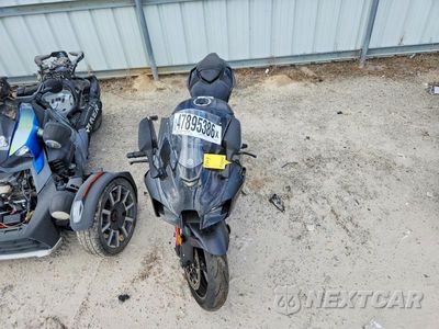 Piąte zdjęcie samochodu w środku: 2025 KAWASAKI ZX1002 L VIN:JKBZXVL16SA019465 - miniatura