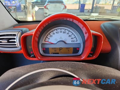 Zdjęcie 9 z 12 samochodu: 2008 SMART FORTWO PASSION VIN:WMEEK31X98K089467 - miniatura