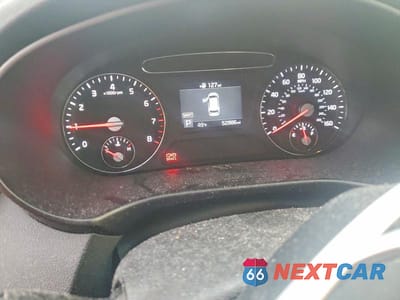 Zdjęcie 9 z 13 samochodu: 2019 KIA SORENTO LX VIN:5XYPGDA34KG564371 - miniatura