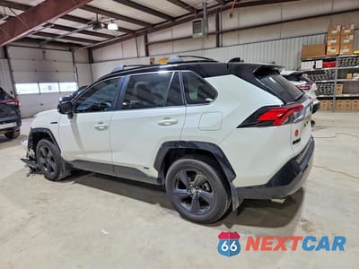 Drugie zdjęcie samochodu z przodu: 2021 TOYOTA RAV4 HYBRID XSE VIN:2T3E6RFV9MW009017 - miniatura