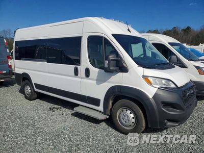 Czwarte zdjęcie samochodu z boku: 2023 RAM PROMASTER 2500 HIGH ROOF HANDICAP PASSENG VIN:3C6LRVPG7PE564823 - miniatura