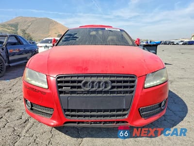 Piąte zdjęcie samochodu w środku: 2010 AUDI A5 PREMIUM PLUS VIN:WAULFAFR0AA073191 - miniatura