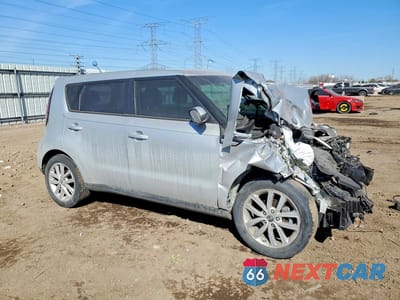 Czwarte zdjęcie samochodu z boku: 2018 KIA SOUL + VIN:KNDJP3A50J7517027 - miniatura