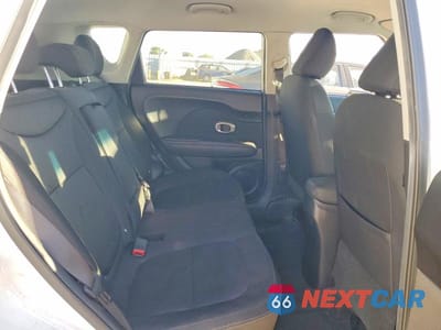 Zdjęcie 10 z 12 samochodu: 2014 KIA SOUL BASE VIN:KNDJN2A27E7737549 - miniatura