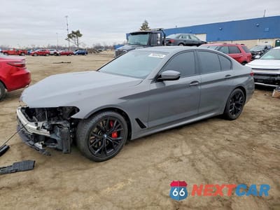 2022 BMW 540 XI WBA73BJ04NWX77539 - główne zdjęcie licytacji z USA - miniatura