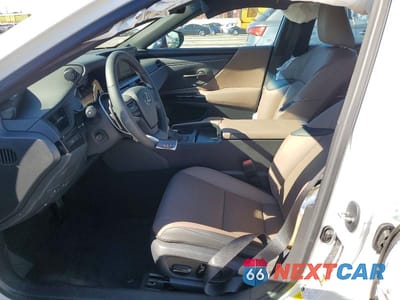 Zdjęcie 7 z 12 samochodu: 2025 LEXUS ES 350 BASE VIN:58ADZ1B17SU211957 - miniatura