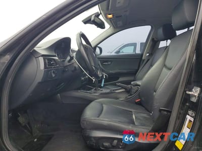 Zdjęcie 7 z 11 samochodu: 2011 BMW 328 XI VIN:WBAPK7C54BF082935 - miniatura