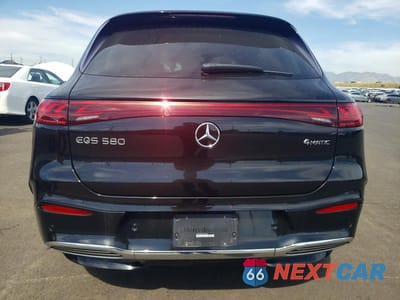 Zdjęcie 6 z 12 samochodu: 2023 MERCEDES-BENZ EQS SUV 580 4MATIC VIN:4JGDM4EB3PA002722 - miniatura