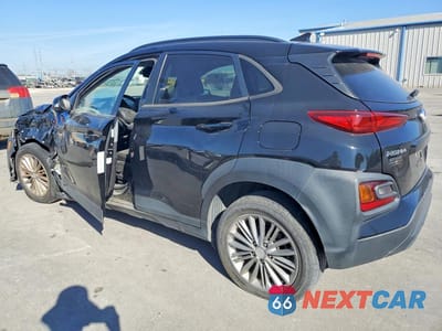 Drugie zdjęcie samochodu z przodu: 2020 HYUNDAI KONA SEL PLUS VIN:KM8K62AA6LU432398 - miniatura