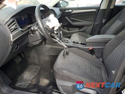 Zdjęcie 7 z 12 samochodu: 2024 VOLKSWAGEN JETTA S VIN:3VW5M7BU0RM078739 - miniatura