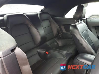 Zdjęcie 10 z 12 samochodu: 2019 FORD MUSTANG VIN:1FATP8UH2K5138870 - miniatura