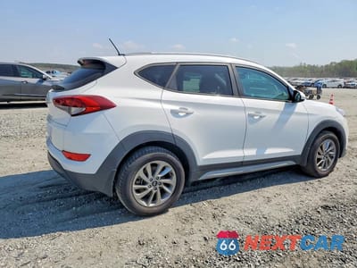 Trzecie zdjęcie samochodu z tyłu: 2017 HYUNDAI TUCSON SE VIN:KM8J33A43HU402688 - miniatura