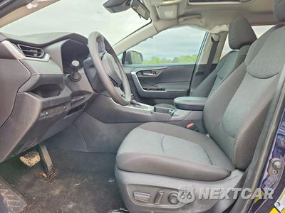 Zdjęcie 7 z 13 samochodu: 2025 TOYOTA RAV4 XLE VIN:2T3W1RFV6SW414980 - miniatura