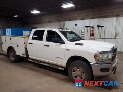 Czwarte zdjęcie samochodu z boku: 2020 RAM 2500 TRADESMAN VIN:3C6UR5HJ9LG172939 - miniatura