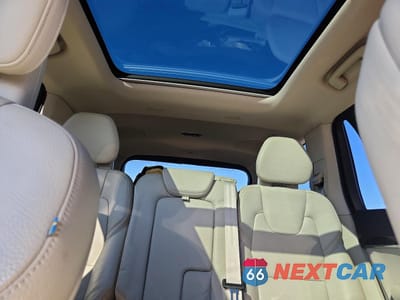 Zdjęcie 10 z 13 samochodu: 2018 VOLVO XC90 T6 VIN:YV4A22PK0J1324740 - miniatura