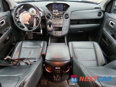 Zdjęcie 8 z 13 samochodu: 2015 HONDA PILOT TOURING VIN:5FNYF4H90FB024840 - miniatura