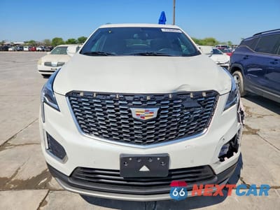 Piąte zdjęcie samochodu w środku: 2021 CADILLAC XT5 PREMIUM LUXURY VIN:1GYKNCR45MZ108644 - miniatura