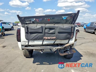 Zdjęcie 6 z 11 samochodu: 2016 NISSAN FRONTIER DESERT RUNNER VIN:1N6AD0ER1GN795201 - miniatura