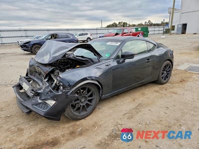 2013 SCION FR-S BASE JF1ZNAA1XD2706589 - główne zdjęcie licytacji z USA - miniatura