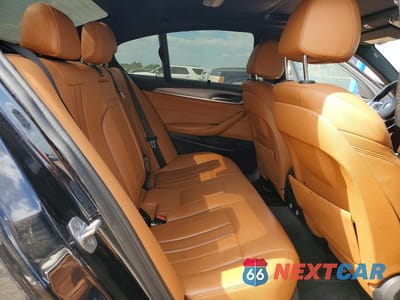 Zdjęcie 10 z 11 samochodu: 2019 BMW 530E VIN:WBAJA9C55KB392930 - miniatura