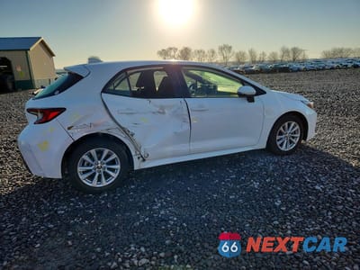 Trzecie zdjęcie samochodu z tyłu: 2025 TOYOTA COROLLA HATCHBACK SE VIN:JTND4MBE9S3251697 - miniatura