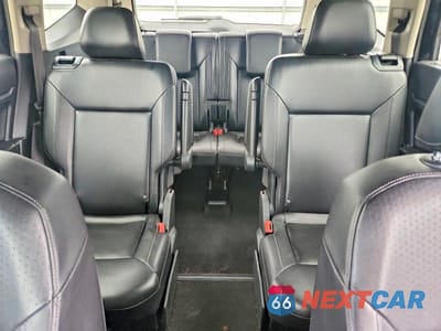 Zdjęcie 10 z 14 samochodu: 2018 VOLKSWAGEN ATLAS SE VIN:1V2LR2CA2JC531959 - miniatura