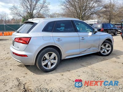Trzecie zdjęcie samochodu z tyłu: 2018 AUDI Q5 PREMIUM VIN:WA1ANAFY7J2120340 - miniatura