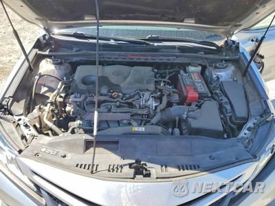 Zdjęcie 11 z 13 samochodu: 2018 TOYOTA CAMRY SE VIN:4T1B11HK1JU608536 - miniatura