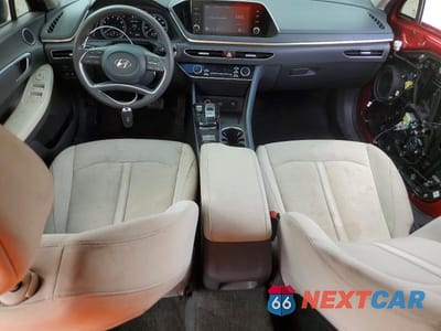 Zdjęcie 8 z 13 samochodu: 2021 HYUNDAI SONATA SEL VIN:KMHL64JA7MA146305 - miniatura